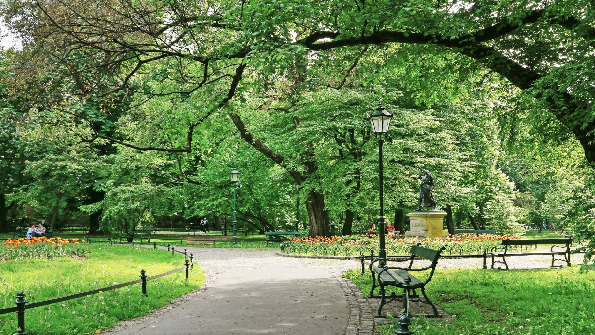 Planty Park - Image 2